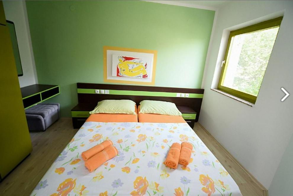 Apartments Dvori Novalja Luaran gambar